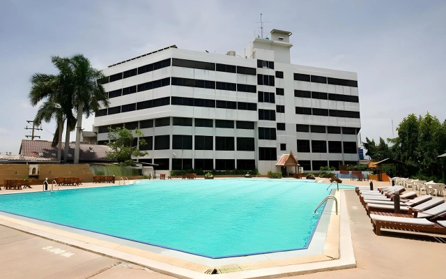 Ayutthaya Grand Hotel