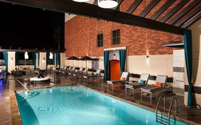 StaysPro - Glamorous Beverlywood Residence