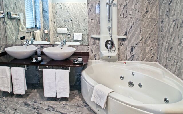 B&B Hotel Milano Cologno Studios