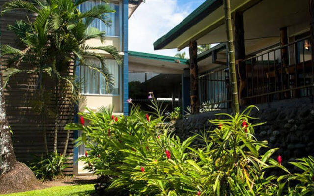 Melanesian Hotel and Apartments