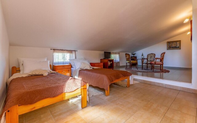 Amazing Home in Pomer With Wifi and 3 Bedrooms