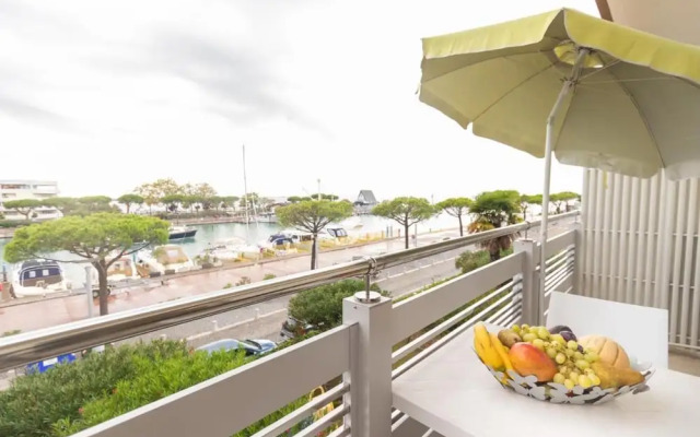 Charming Apartment in a Great Location