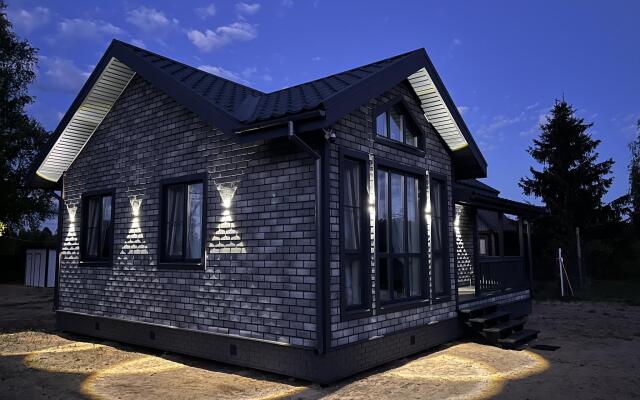 Дом с панорамными окнами