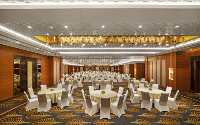 Radisson Blu Hotel & Suites GRT Chennai