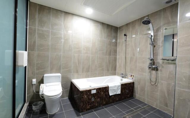 Incheon Penta Star Hotel