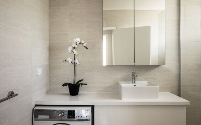 Roomerang at Hawdon St 8