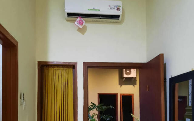 RedDoorz near RS Setiabudi Medan