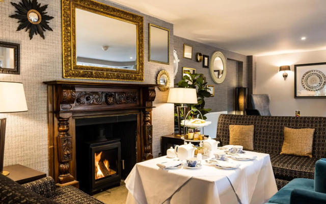 The Holt Hotel