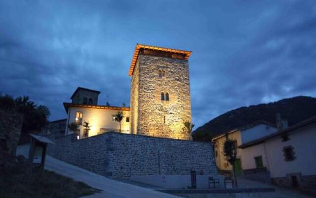 Hotel Rural Torre De Uriz