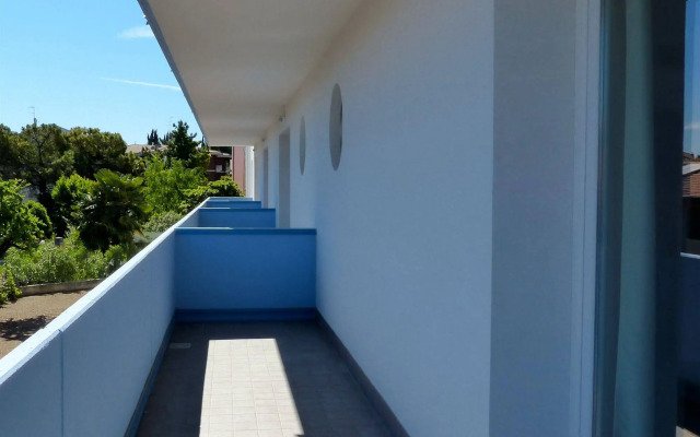 Meet Gardalake Hostel