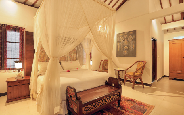 Puri Mas Boutique Resort & Spa – Guest Rooms – Senggigi