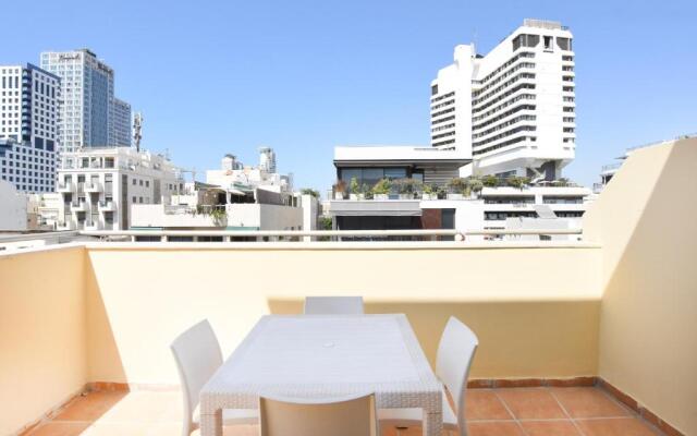 Quiet 4BR Penthouse in Yona Hanavi by HolyGuest