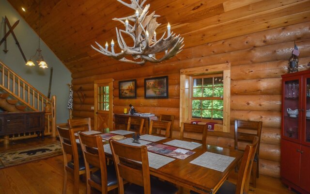 Bear Necessity 4 Bedroom House