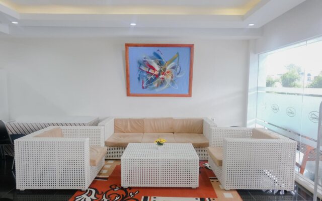 OYO 696 Hasanah Guest House Syariah De Saphire