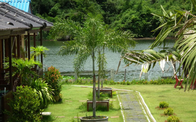 Bambooya Resort