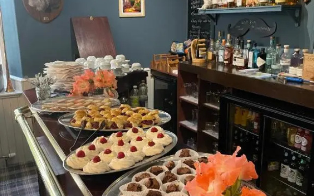 The Cnoc Hotel
