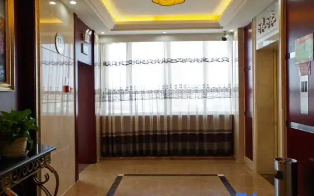 Junggar Hotel (Urumqi Medical College)
