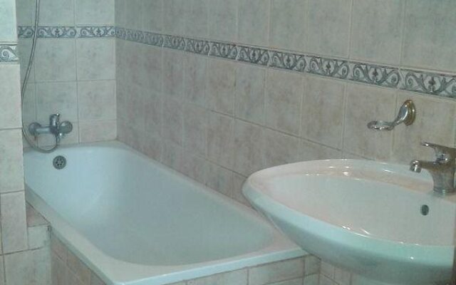 Dynasty Suite