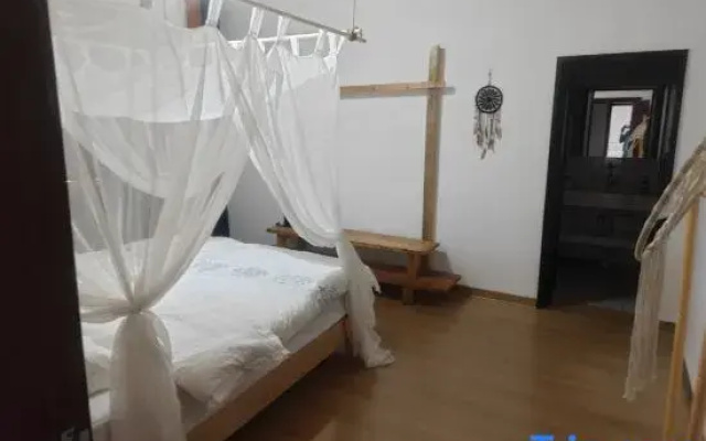 Xiangming Mountain Lodge