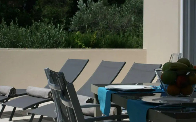 Tiamo Secrets Leading Villas River Beach