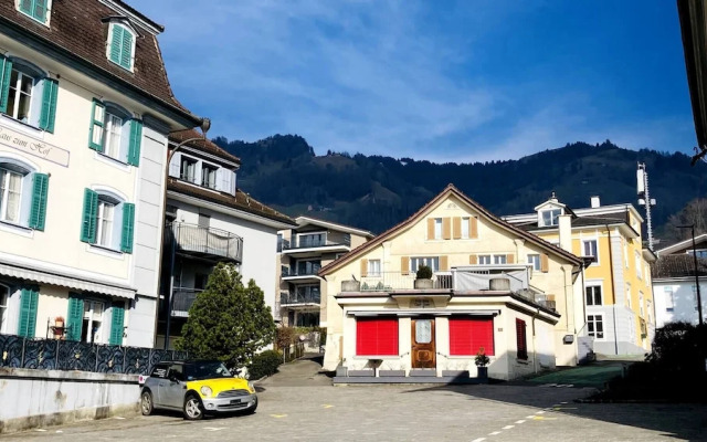 Room-organic BnB Froschkönig "dorfplatz"