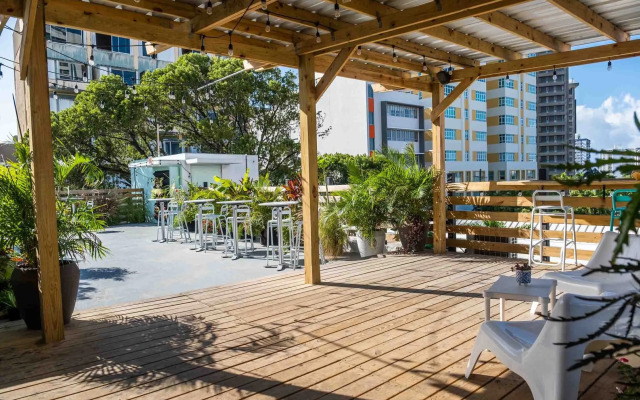 Santurcia Hostel & Bar