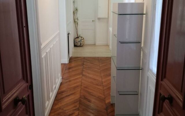 Appartement 2 Chalgrin Paris