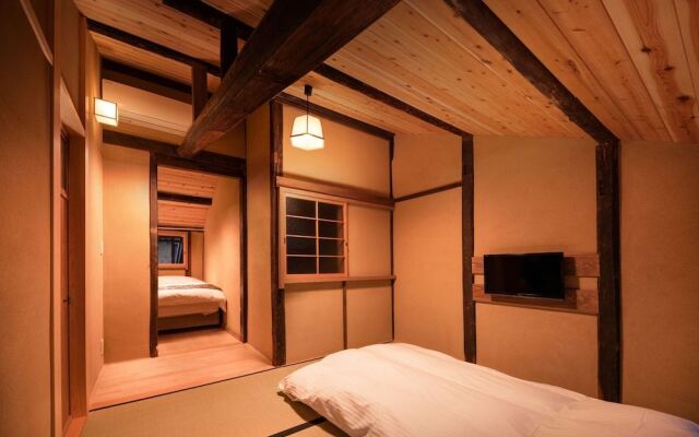 Tsumugi MatsubaraGokomachi Momijitei