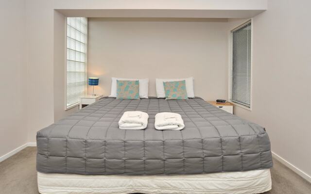 Carlton Villa 2 - Christchurch Holiday Homes