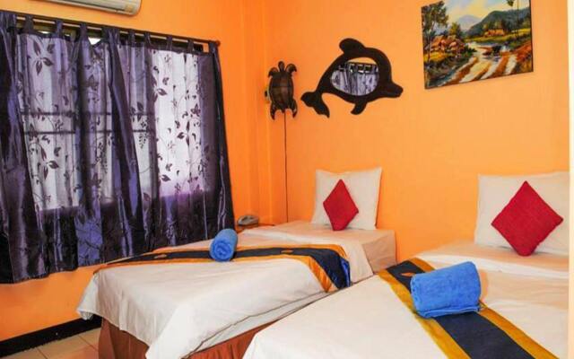 All In 1 Guesthouse Chiang Mai