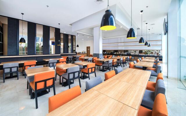 Holiday Inn Express Jakarta Matraman by IHG