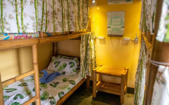 Backpackers Place in SEAVIEWHILLS BOHOL