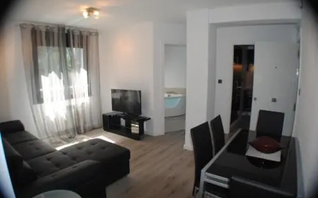 El Picu 7. Apartamentos.