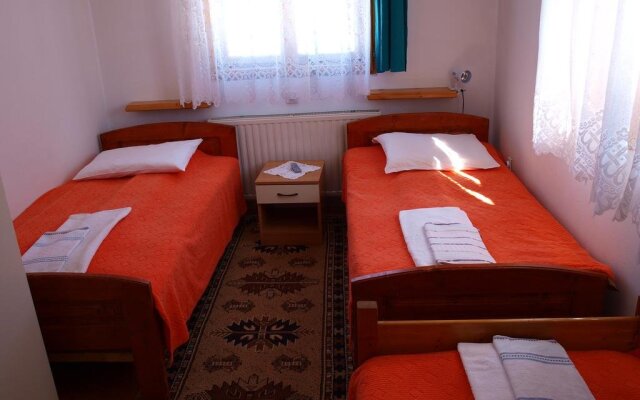 Guesthouse Javor