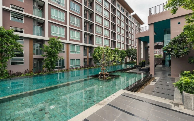 Hua Hin Luxury Studio by the Ocean 1