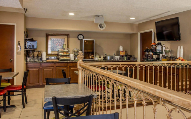 Quality Inn Huntersville near Lake Norman