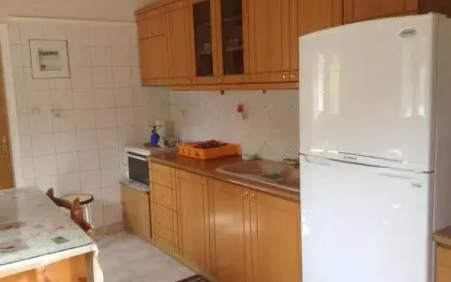 Guesthouse Kastanias