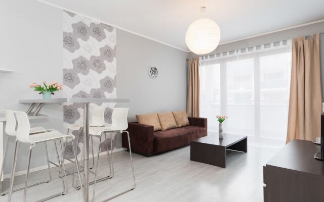 Apartments Chelmonskiego by Renters