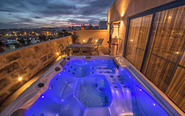 Quayside Apartments