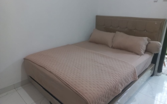 OYO 95184 Ms Home Syariah