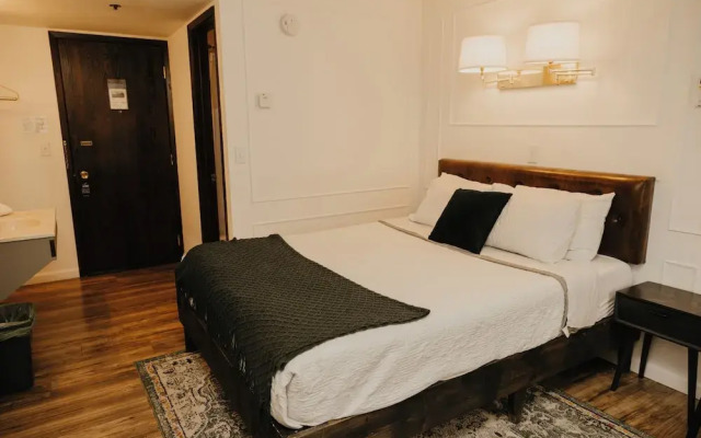 The Brooks Hotel