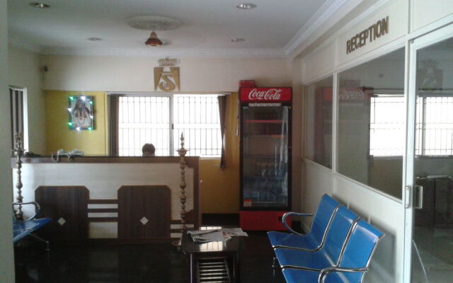 Vedanta Wake Up! Madurai - Arapalayam Bus Stand