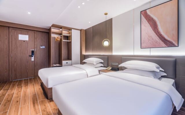 Ruifeng Hotel Railway Station Store