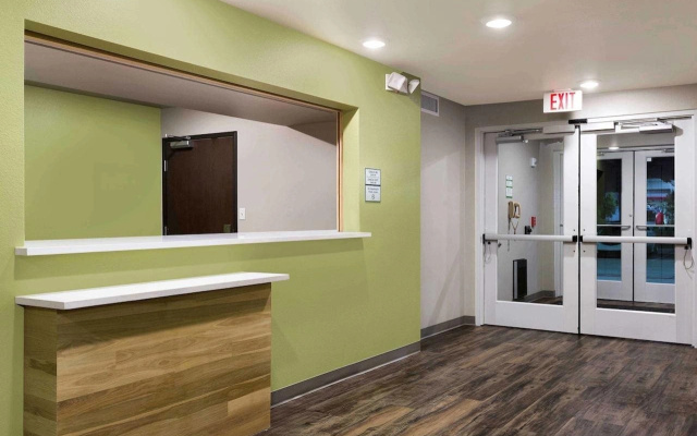 WoodSpring Suites Merrillville