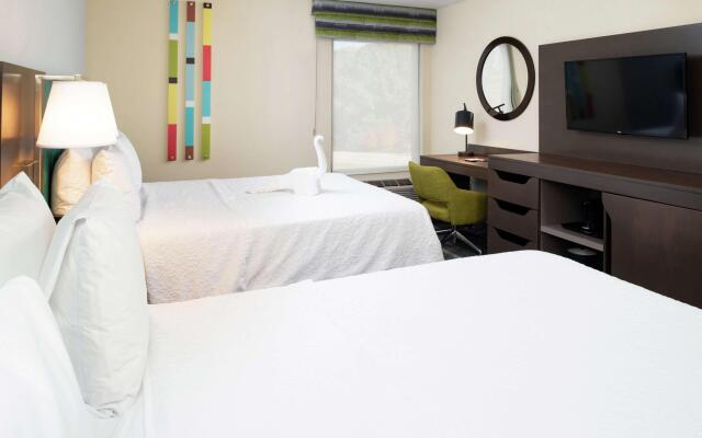 Hampton Inn Greensboro-Airport