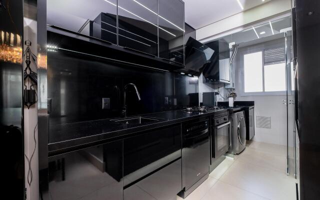 Moderno e amplo apto c/ suite em Jurere RVO201