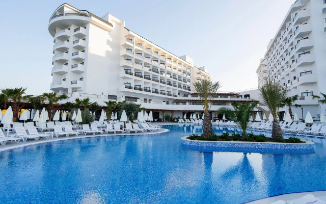 Calido Maris Hotel