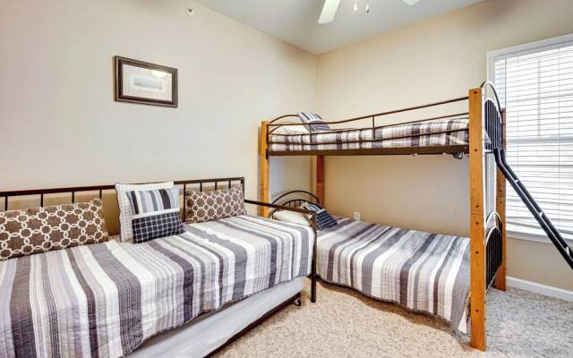 Wildwood Vacation Rental: Walk to Beach Access!