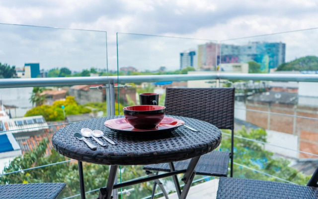 Apartamentos Amoblados en Imbanaco & Tequendama Con Aire Acondicionado Y Piscina