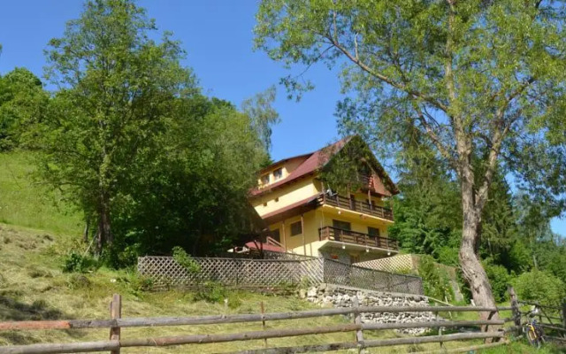 Casa Adina